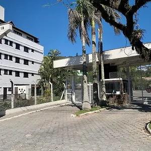 Res. Solar Bromélias Apartamento